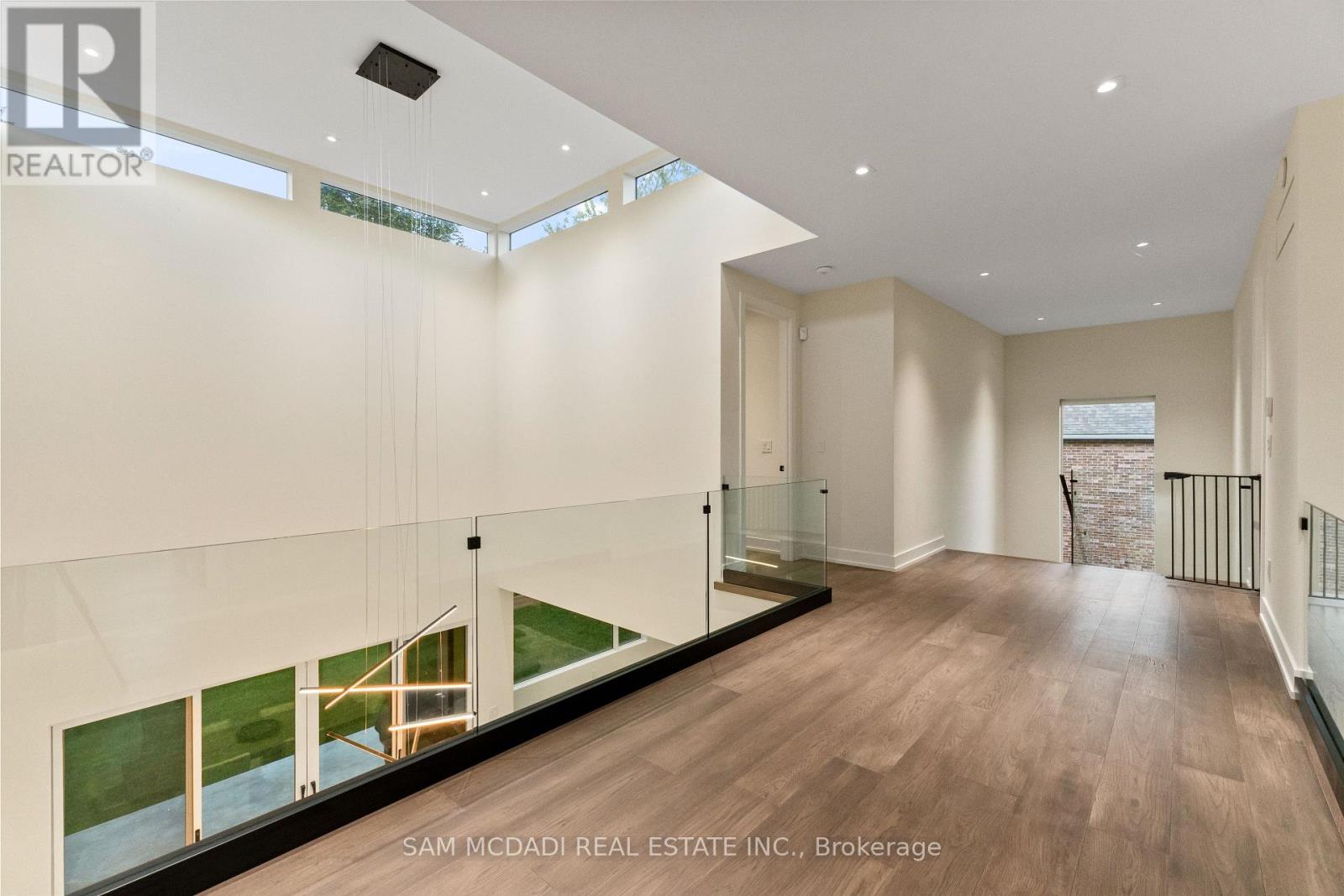 2075 Shawanaga Trail, Mississauga, Ontario  L5H 3Z3 - Photo 18 - W12773308