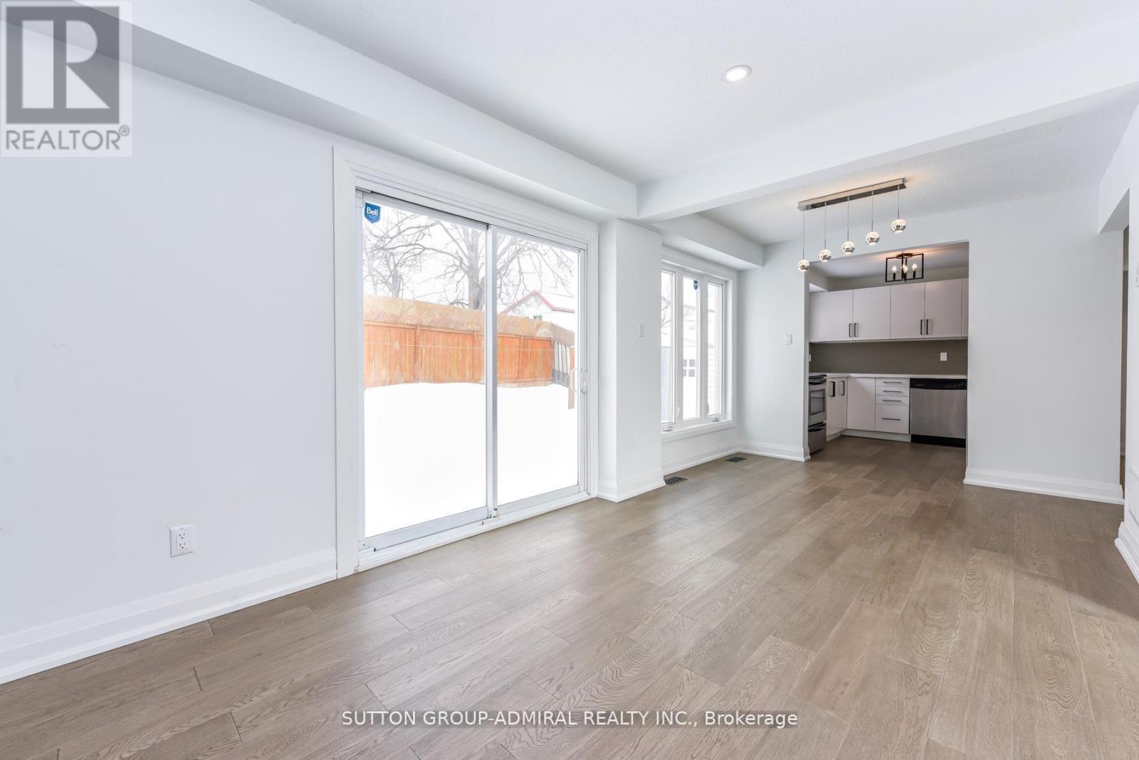 4 Hardcastle Court, Brampton, Ontario  L6S 2A9 - Photo 14 - W12773318