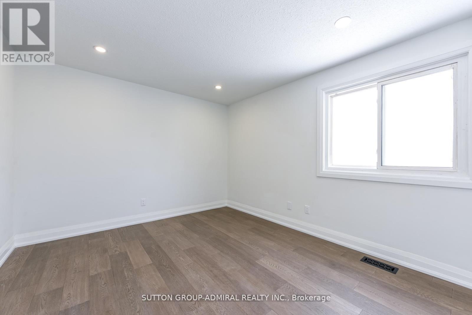 4 Hardcastle Court, Brampton, Ontario  L6S 2A9 - Photo 20 - W12773318