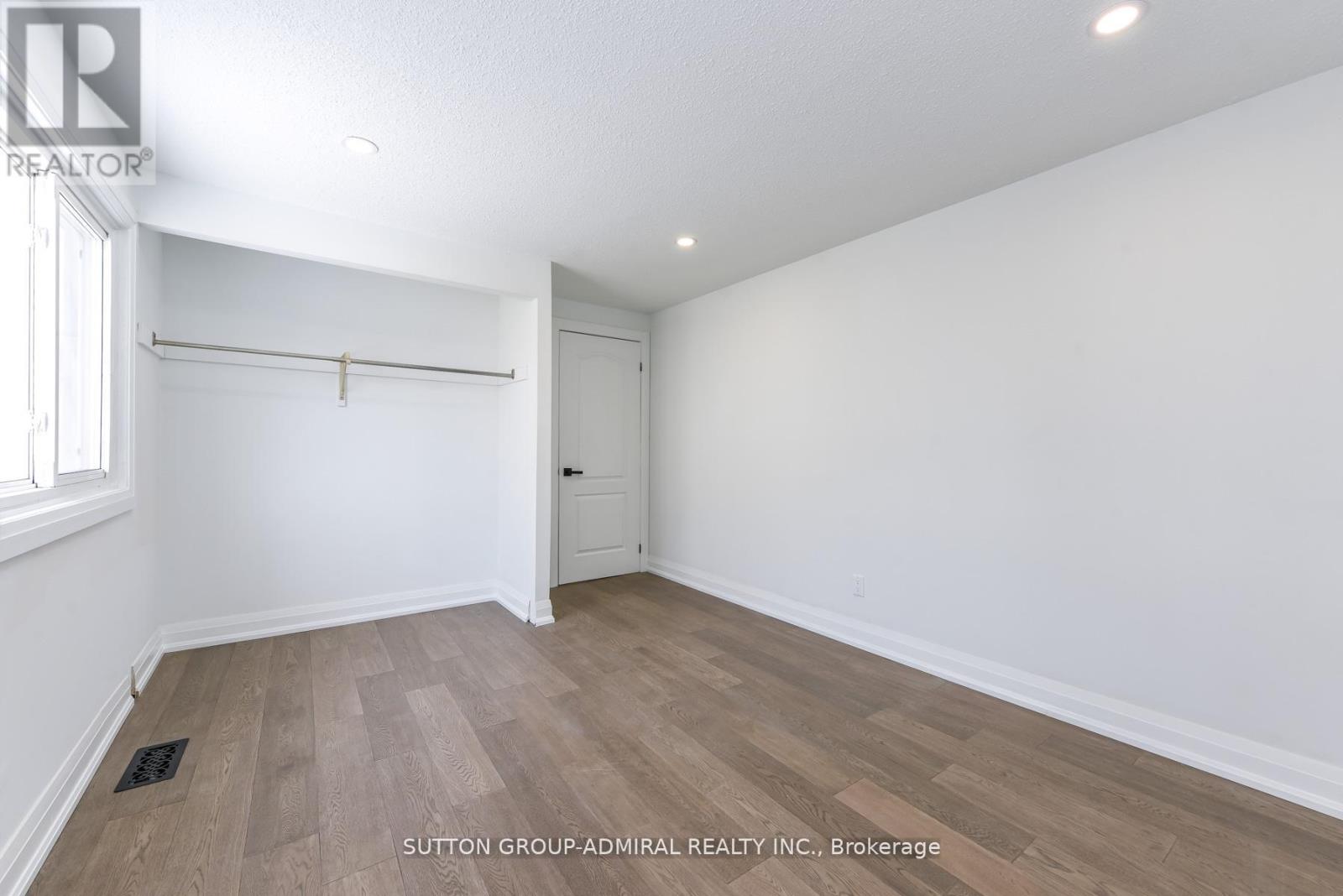 4 Hardcastle Court, Brampton, Ontario  L6S 2A9 - Photo 22 - W12773318