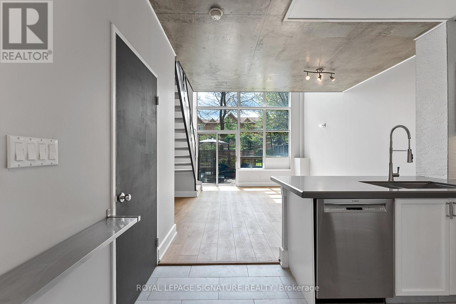 103 - 200 Manitoba Street, Toronto, Ontario  M8Y 3Y9 - Photo 10 - W12773374