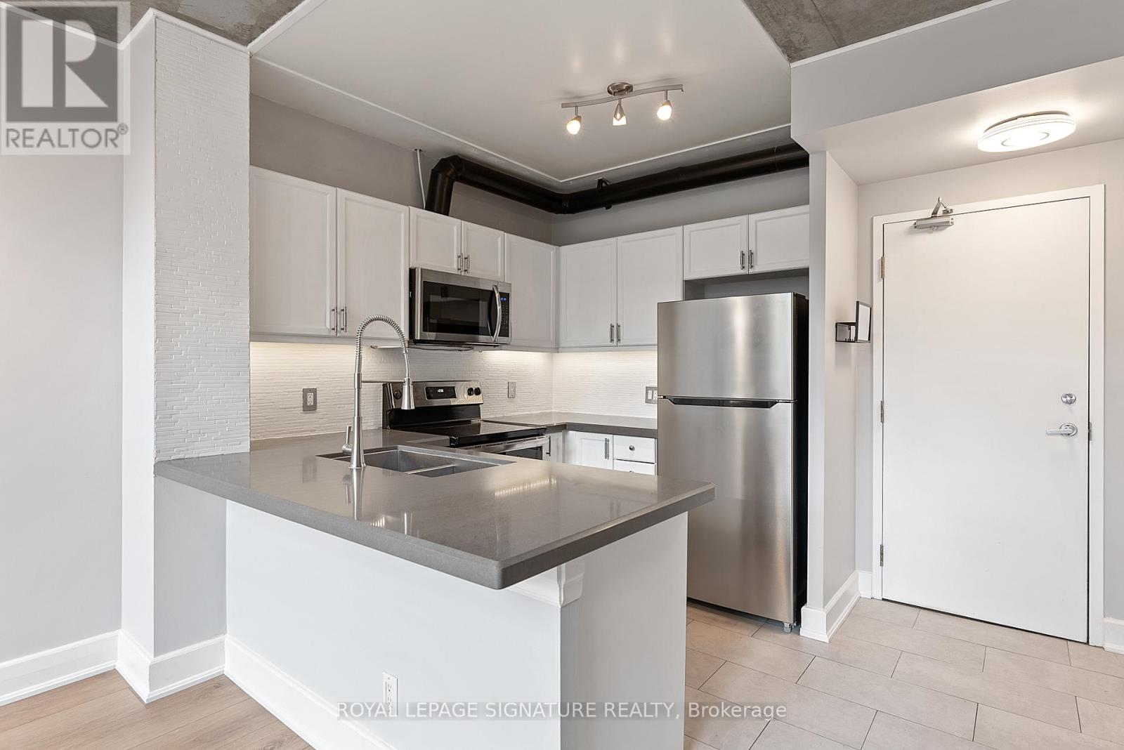 103 - 200 Manitoba Street, Toronto, Ontario  M8Y 3Y9 - Photo 5 - W12773374