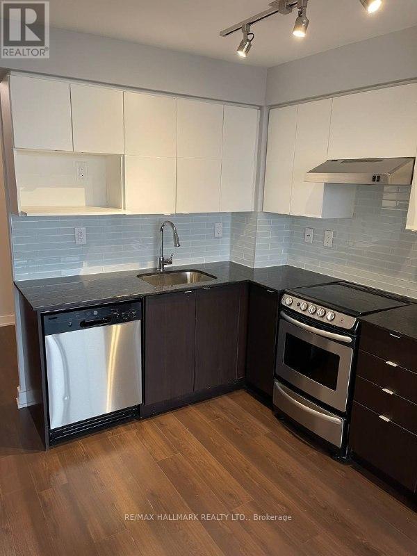 160 Fleminton Road, Toronto, Ontario  M6A 1N6 - Photo 10 - W12773422