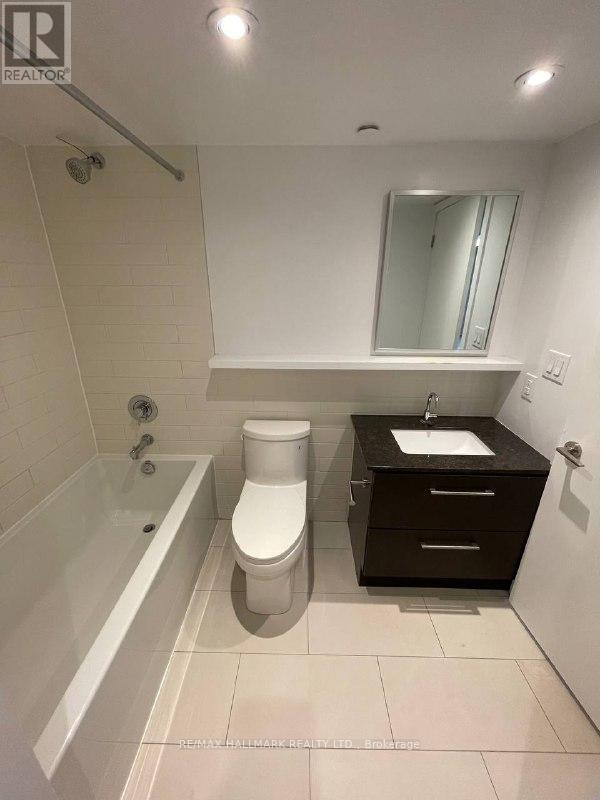 160 Fleminton Road, Toronto, Ontario  M6A 1N6 - Photo 9 - W12773422