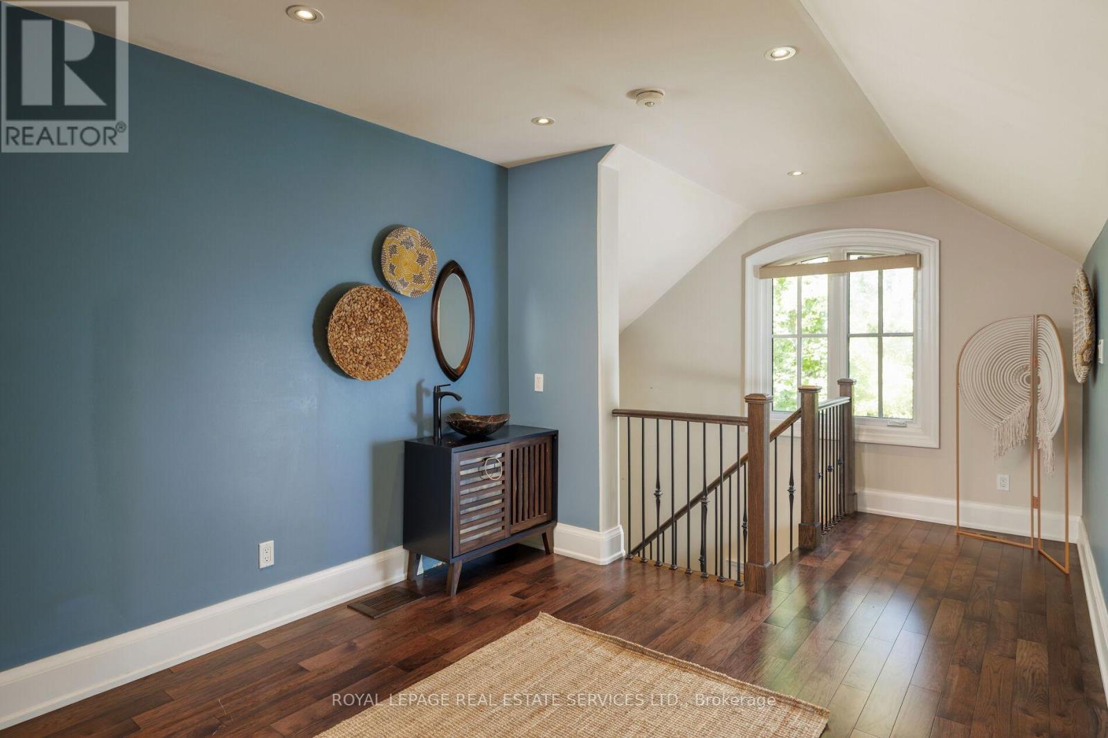 2448 Bridge Road, Oakville, Ontario  L6L 5C2 - Photo 18 - W12773430