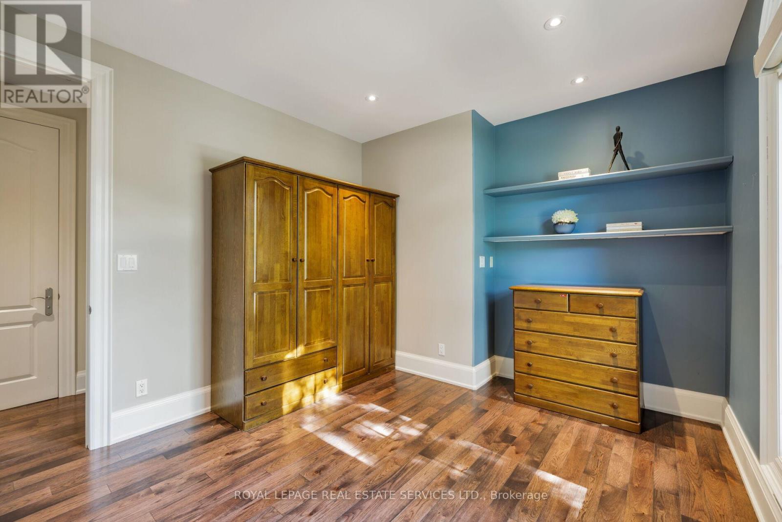 2448 Bridge Road, Oakville, Ontario  L6L 5C2 - Photo 27 - W12773430