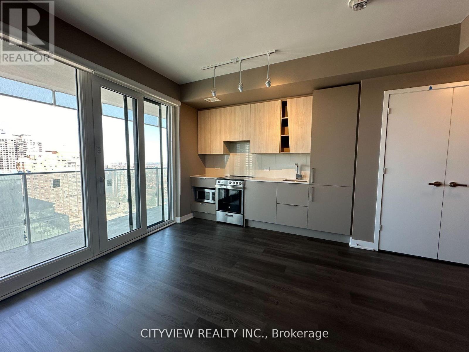 1711 - 3900 Confederation Parkway, Mississauga, Ontario  L5B 0M3 - Photo 7 - W12773440