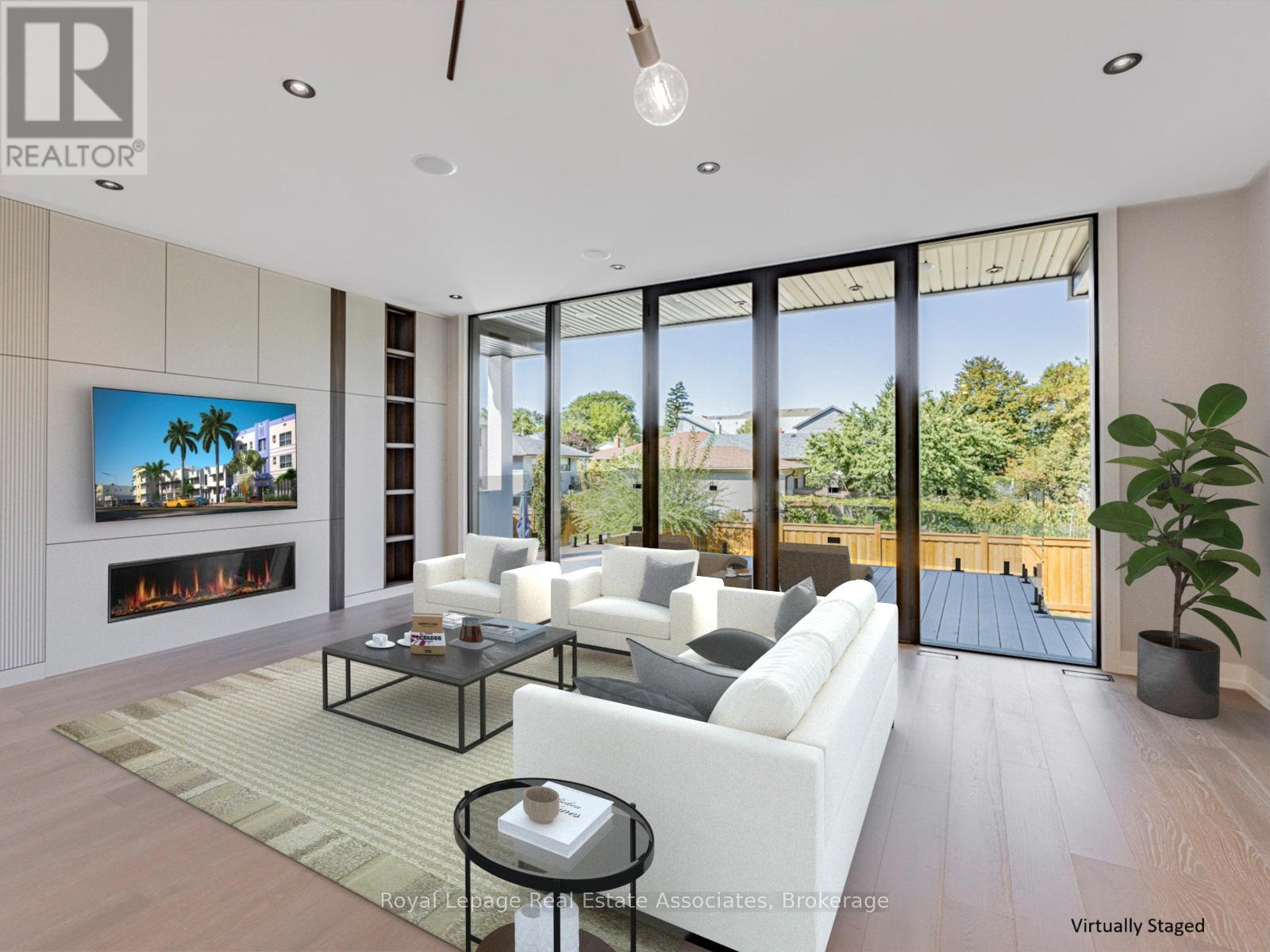 953 Halliday Avenue, Mississauga, Ontario  L5E 1P4 - Photo 15 - W12773478