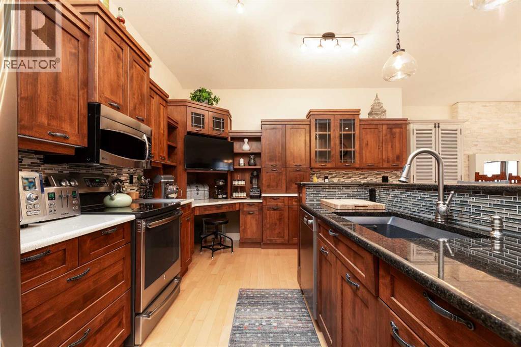 1003 Canyon Boulevard W, Lethbridge, Alberta  T1K 7V4 - Photo 10 - A2284971