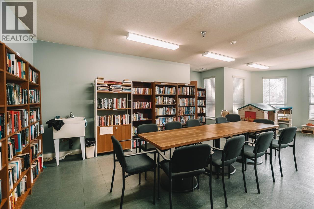 204 2995 Princess Crescent, Coquitlam, British Columbia  V3B 7N1 - Photo 33 - R3085883