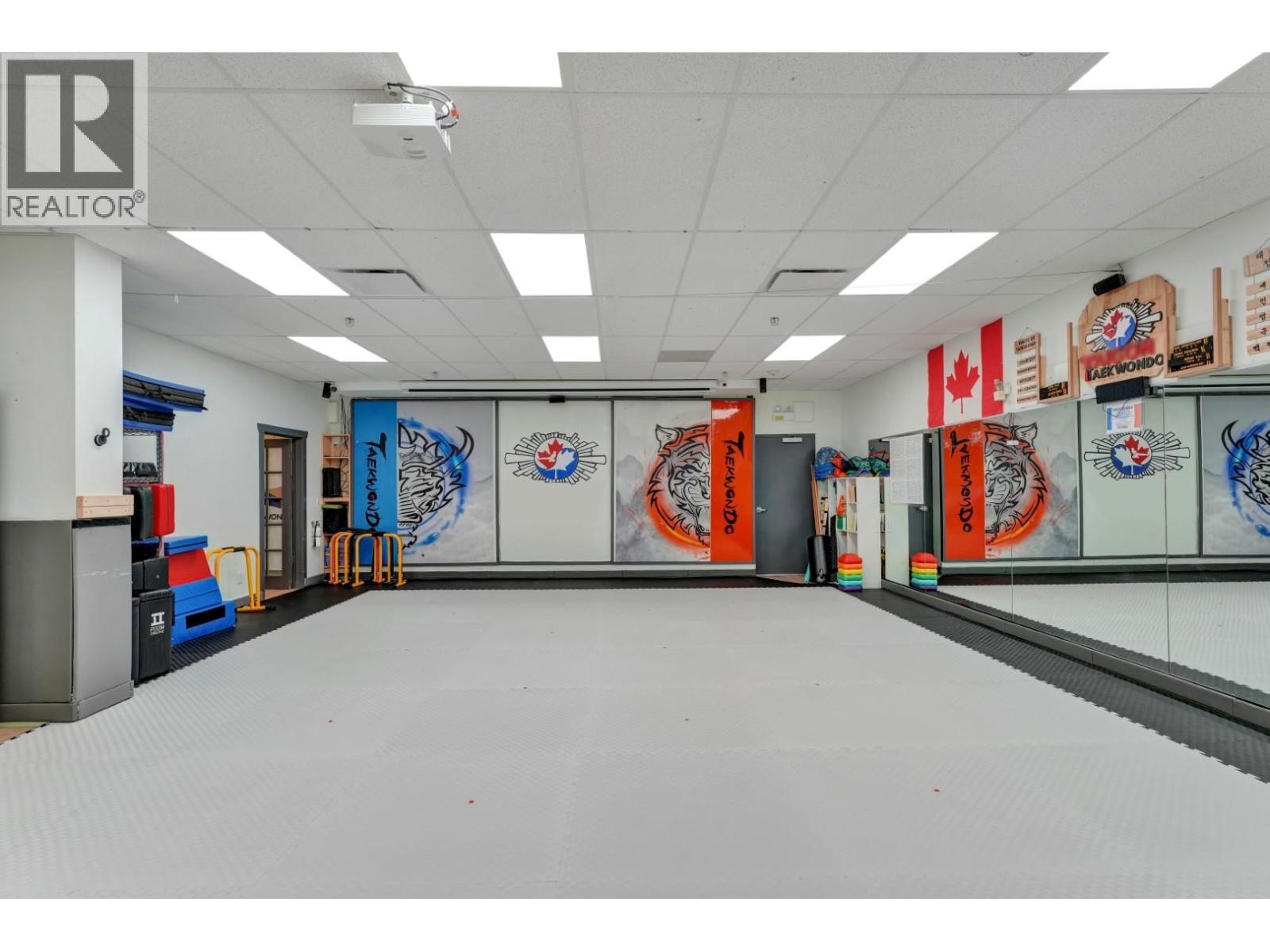 101 & 102 1209 W 16th Street, North Vancouver, British Columbia  V7P 1R5 - Photo 15 - C8075788