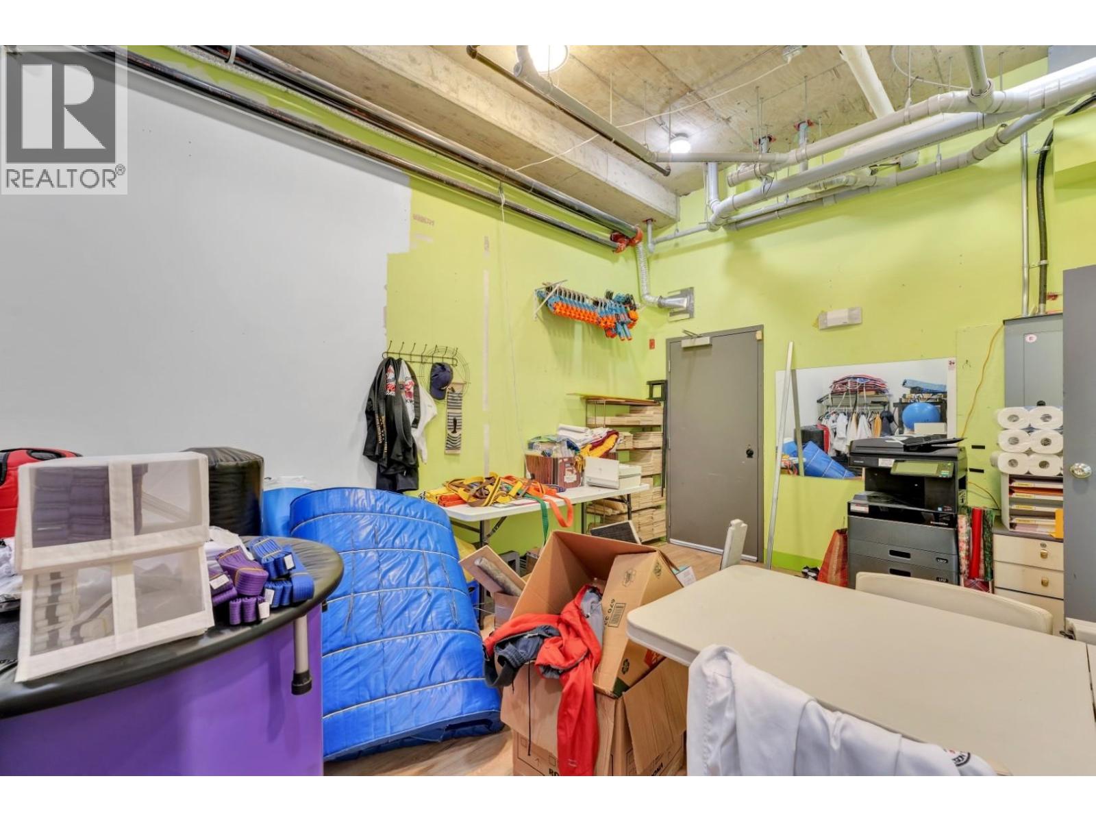 101 & 102 1209 W 16th Street, North Vancouver, British Columbia  V7P 1R5 - Photo 22 - C8075788