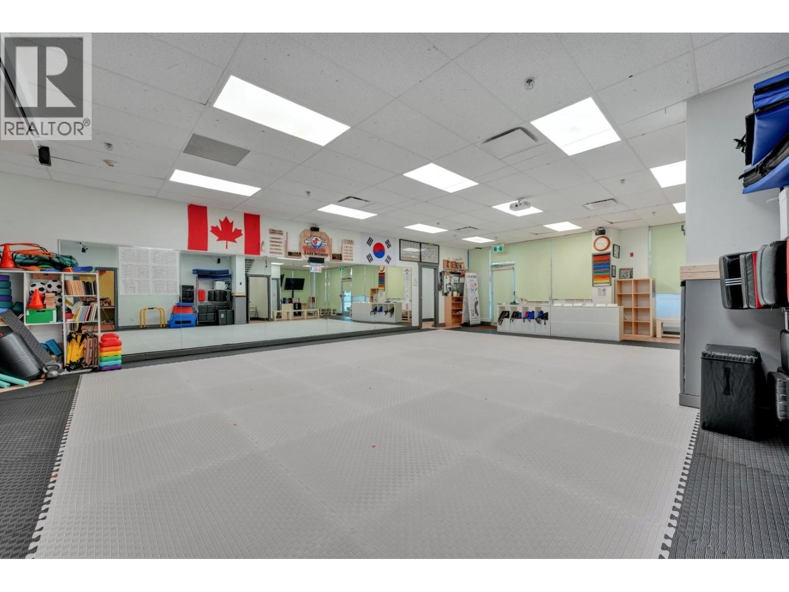 101 & 102 1209 W 16th Street, North Vancouver, British Columbia  V7P 1R5 - Photo 14 - C8075788