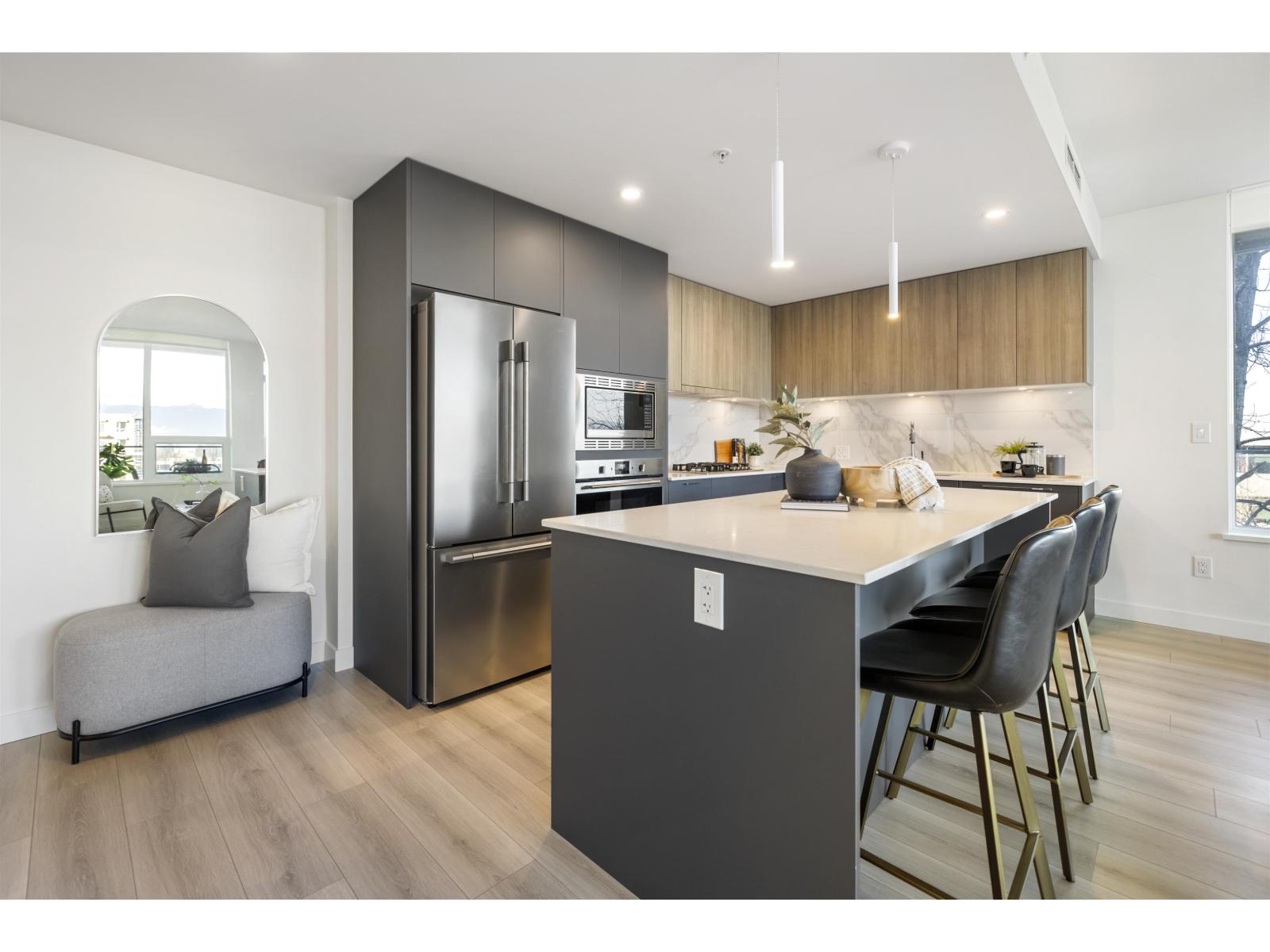 A303 20065 85 AVENUE, Langley, British Columbia