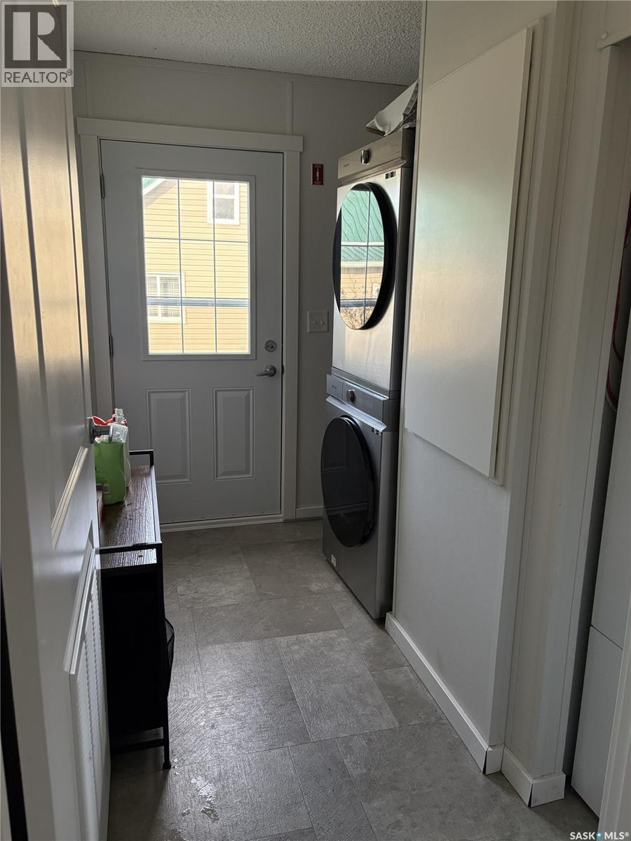 413 Railway Street, Kipling, Saskatchewan  S0G 2S0 - Photo 39 - SK028129