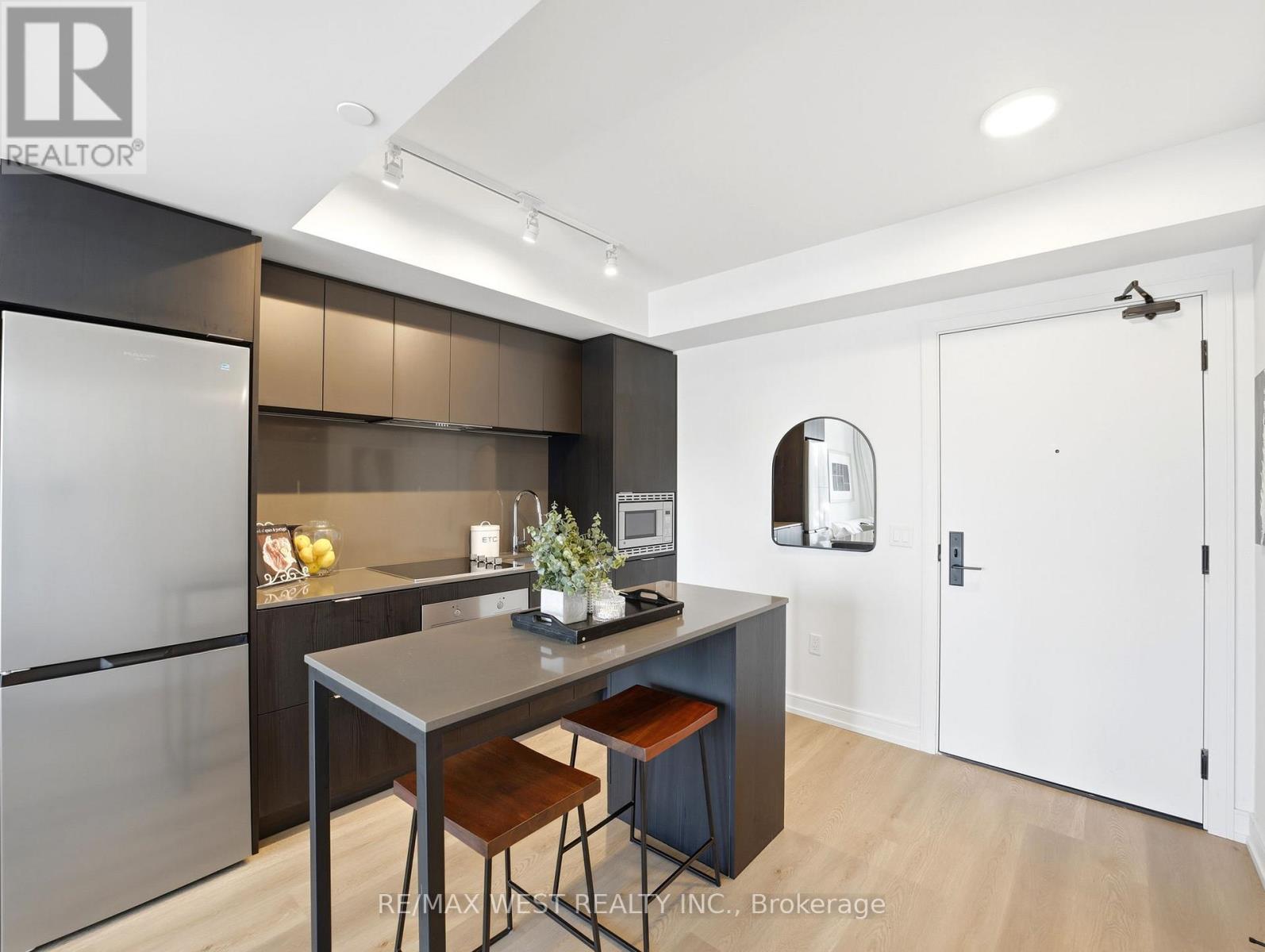 912 - 1 JARVIS STREET, Hamilton, Ontario