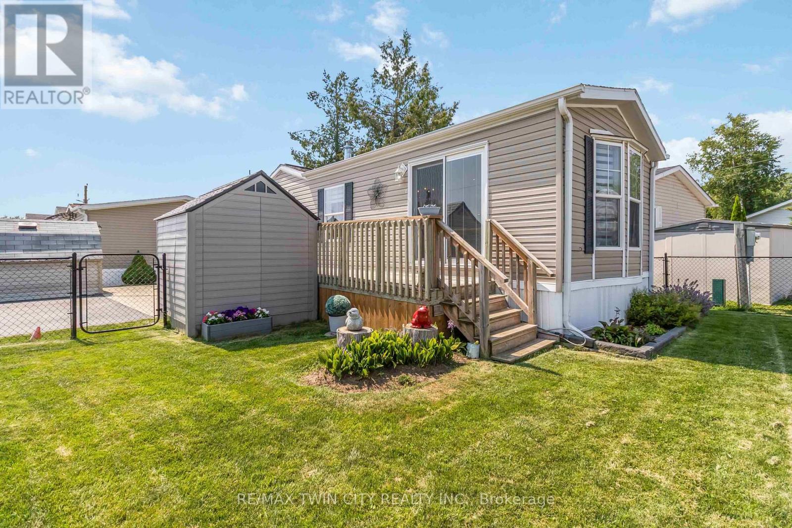 27 Elm Street, Puslinch, Ontario  N1H 6H9 - Photo 20 - X12773424