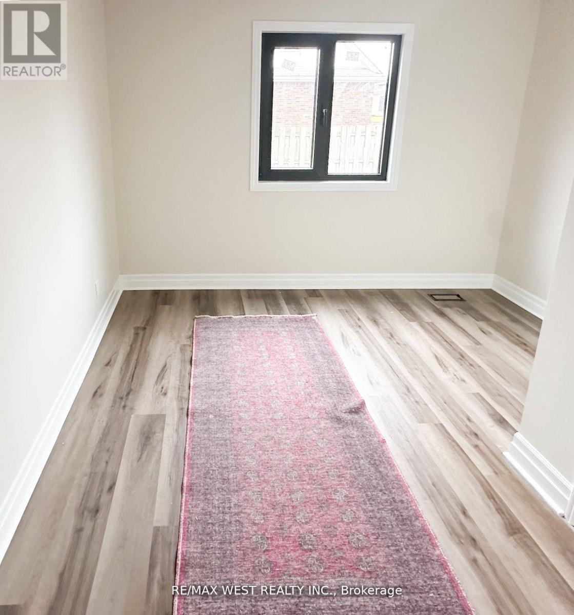 28 Concord Avenue, St. Catharines, Ontario  L2M 5N6 - Photo 13 - X12773438