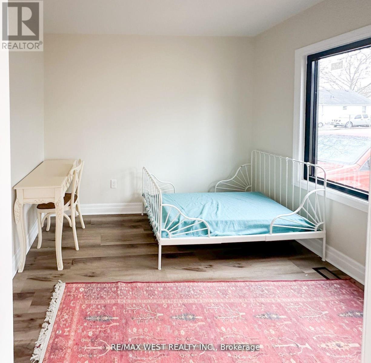 28 Concord Avenue, St. Catharines, Ontario  L2M 5N6 - Photo 17 - X12773438