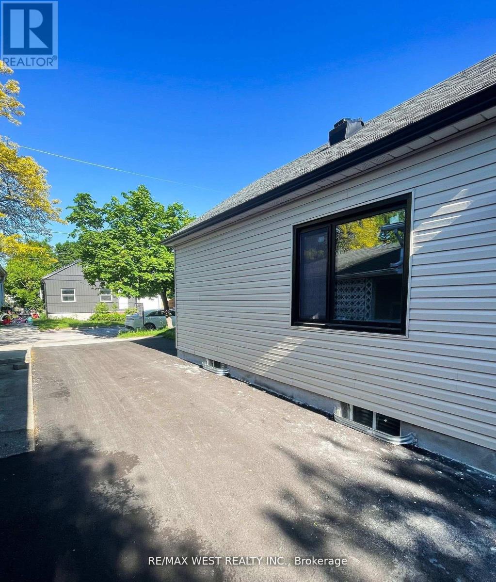 28 Concord Avenue, St. Catharines, Ontario  L2M 5N6 - Photo 25 - X12773438