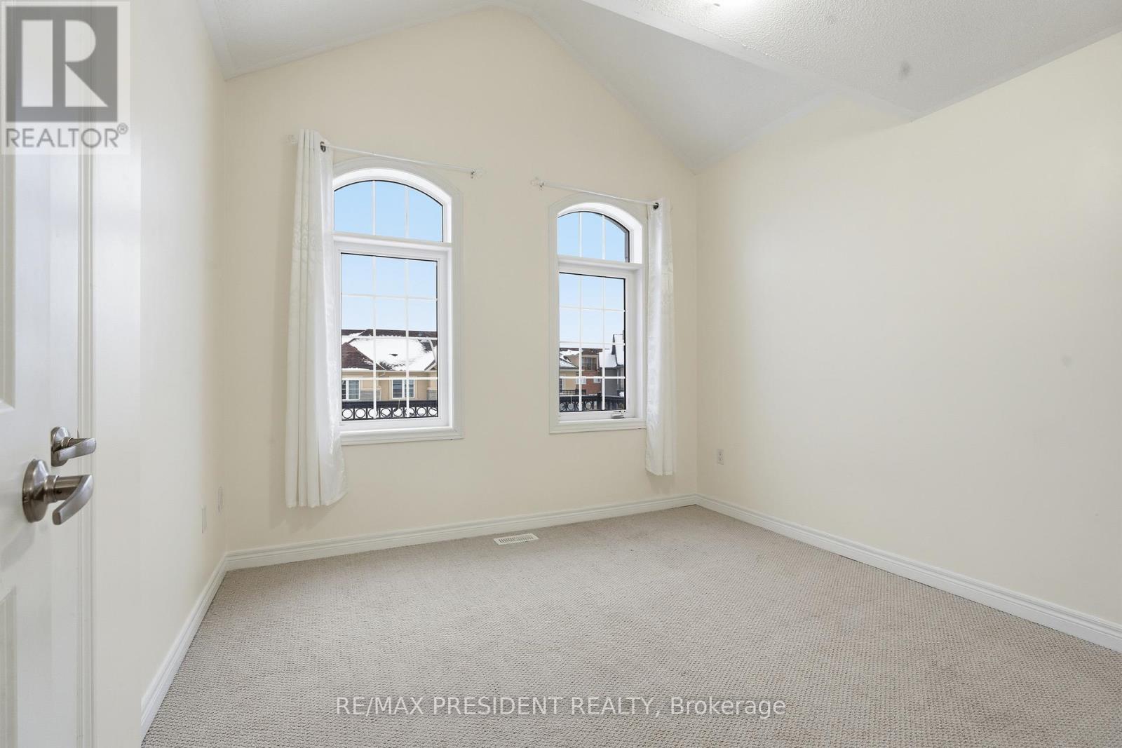 12 Beasley Grove, Hamilton, Ontario  L9K 0J7 - Photo 20 - X12773480