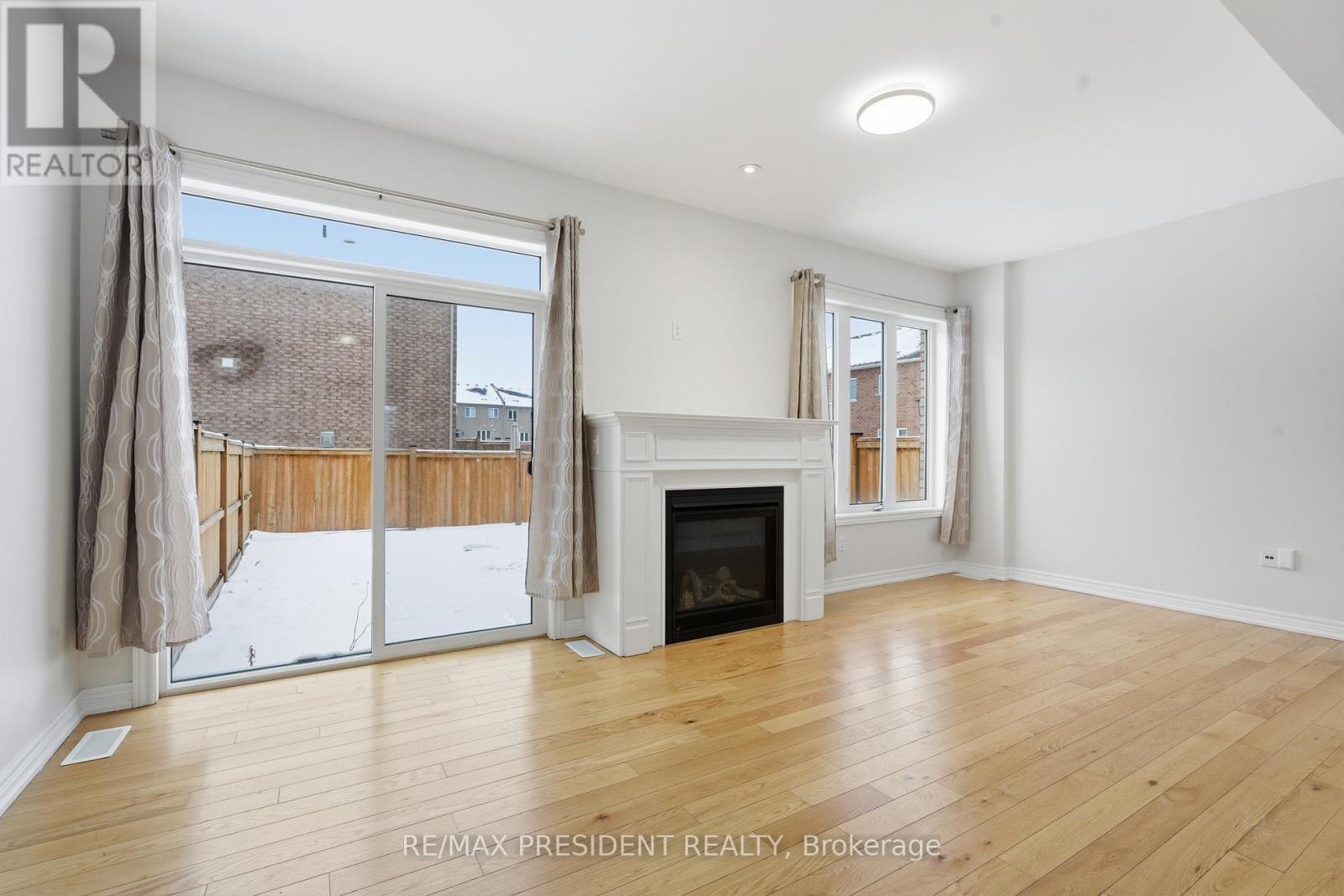 12 Beasley Grove, Hamilton, Ontario  L9K 0J7 - Photo 6 - X12773480