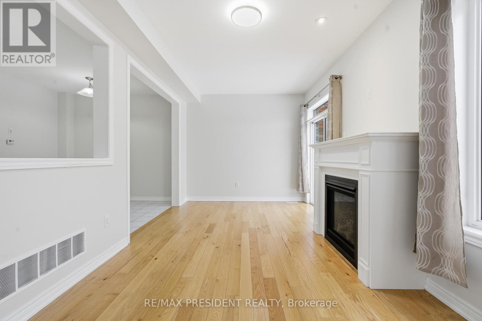 12 Beasley Grove, Hamilton, Ontario  L9K 0J7 - Photo 8 - X12773480