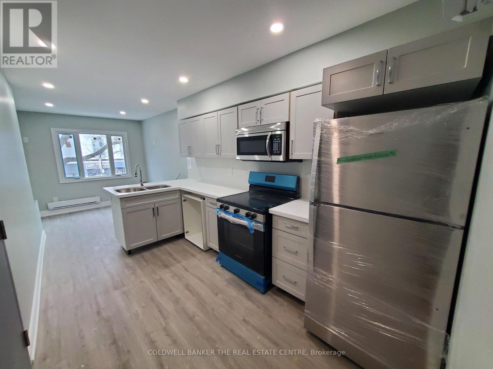 3 - 18 King Street E, Cobourg, Ontario  K9A 1K7 - Photo 2 - X12773496