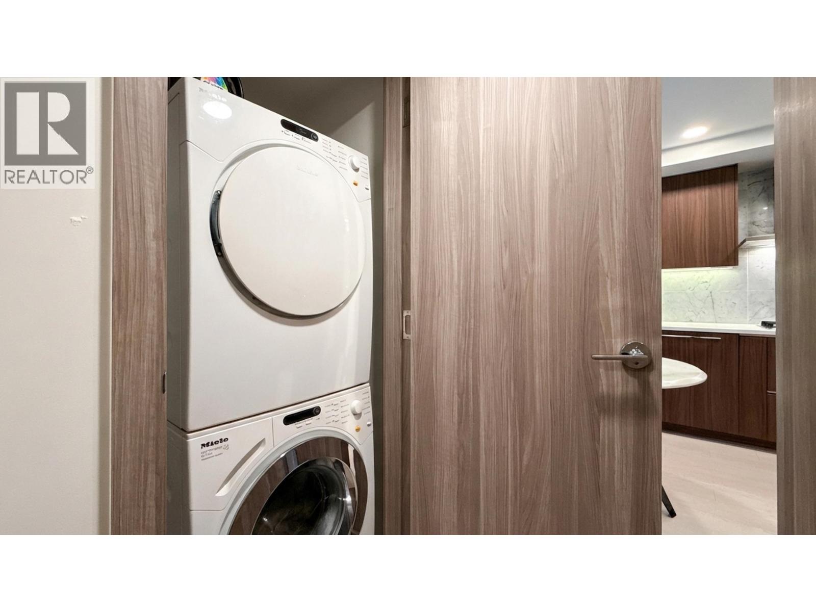 606 455 Sw Marine Drive, Vancouver, British Columbia  V5X 0H3 - Photo 10 - R3088019