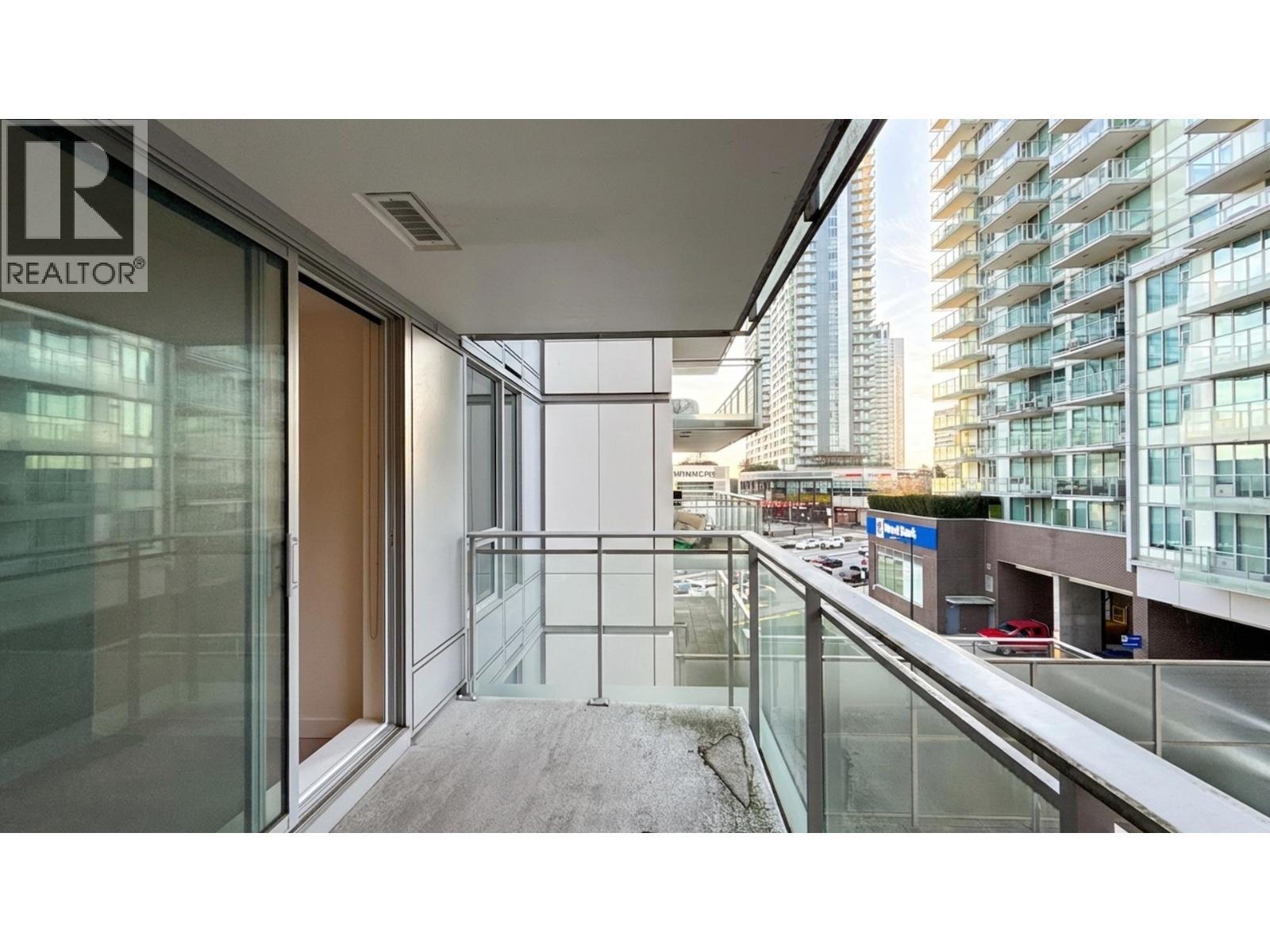 606 455 Sw Marine Drive, Vancouver, British Columbia  V5X 0H3 - Photo 11 - R3088019
