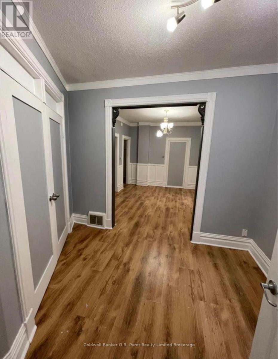 Photo 5 of 14 for 15 Wawa Street