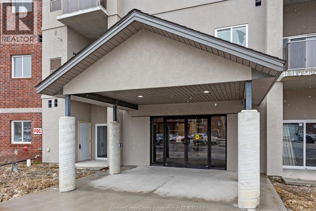 1888 Westview Unit# 207, Lasalle, Ontario  N9H 0M1 - Photo 2 - 26002889