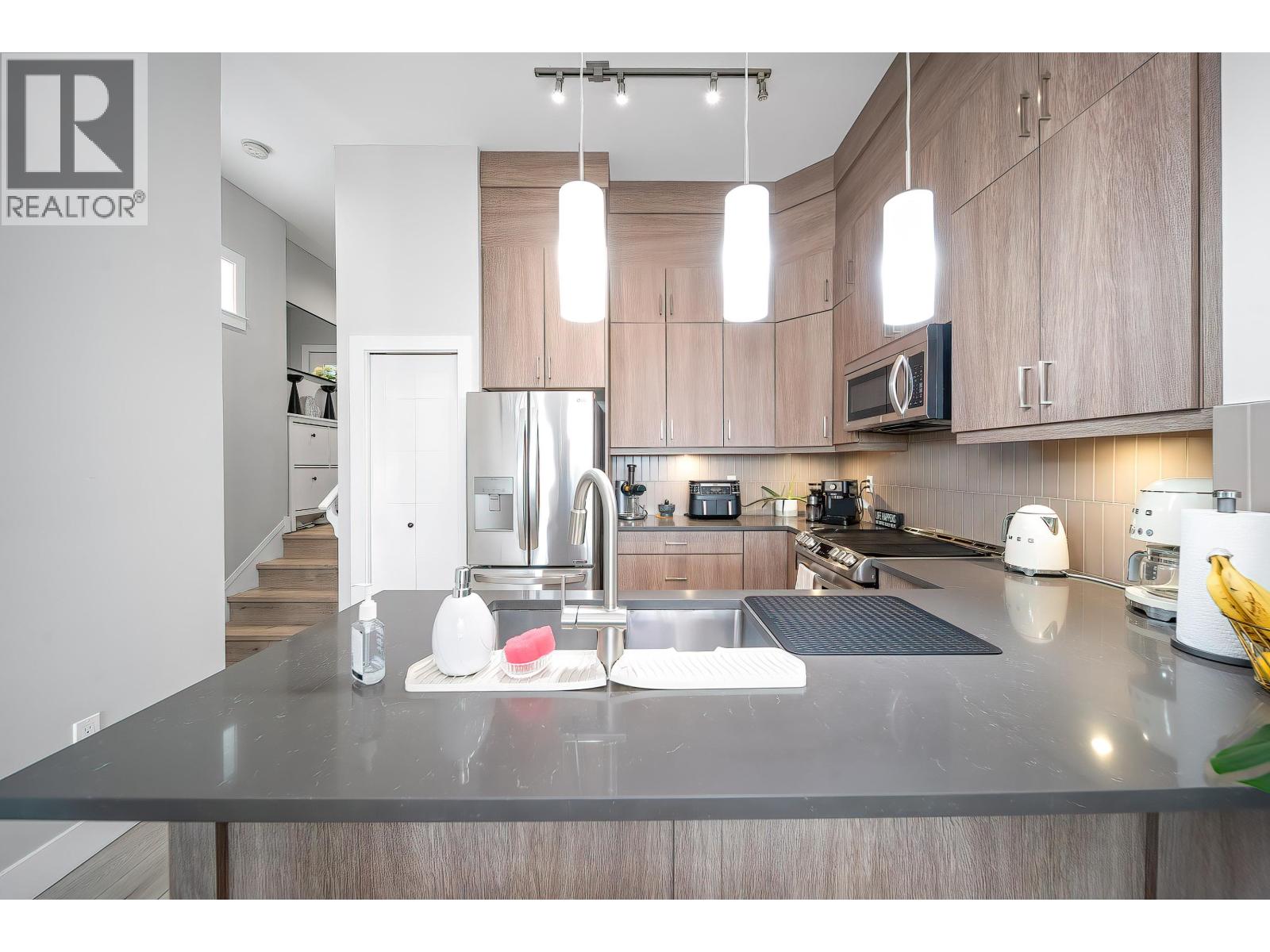 111 3525 Chandler Street, Coquitlam, British Columbia  V3E 0L9 - Photo 9 - R3088055