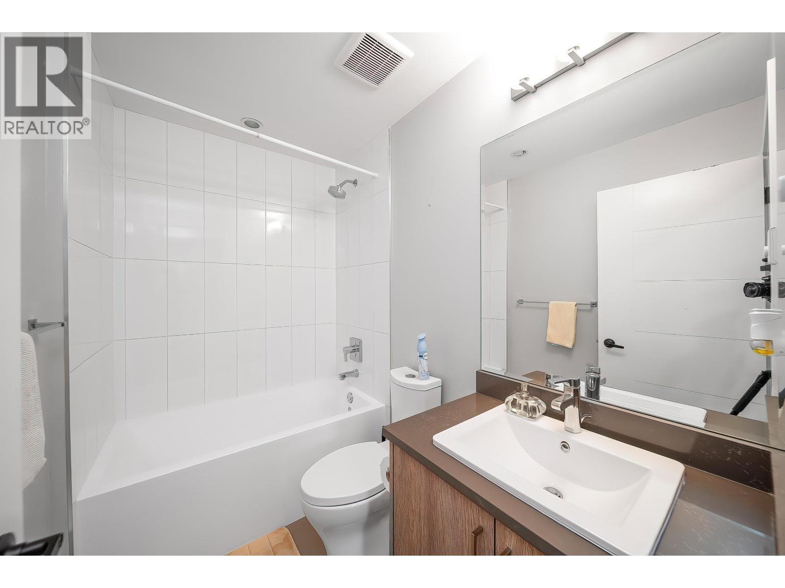 111 3525 Chandler Street, Coquitlam, British Columbia  V3E 0L9 - Photo 19 - R3088055