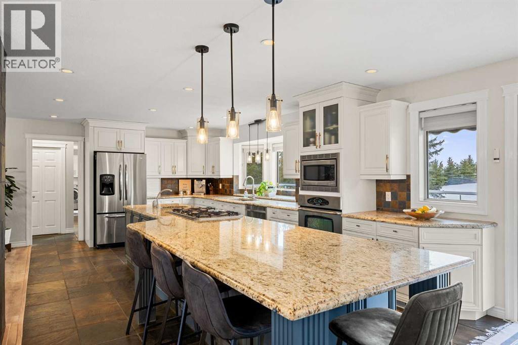 31 Elbow River Court, Rural Rocky View County, Alberta  T3Z 2T7 - Photo 10 - A2284180