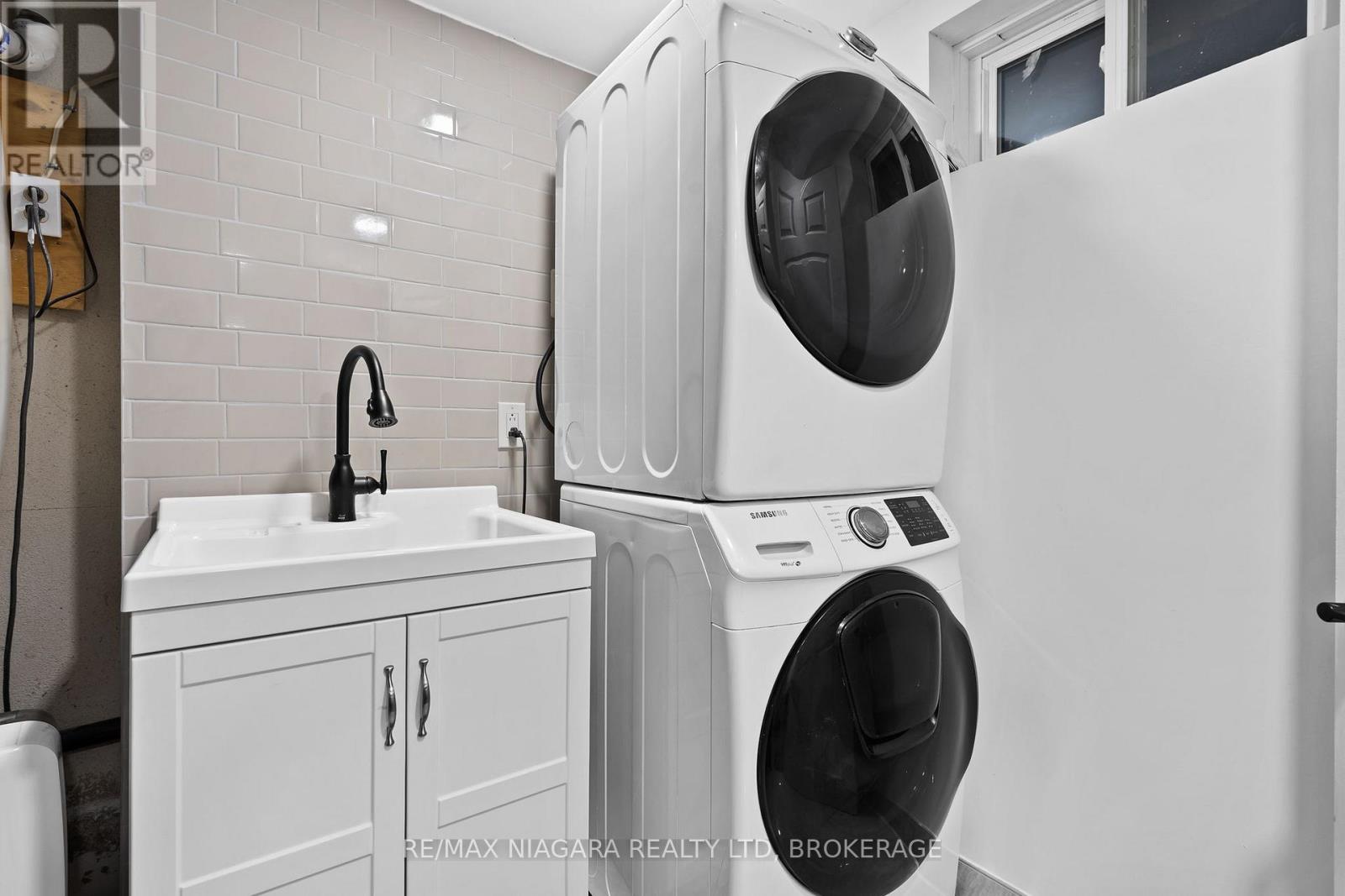 57 Woodrow Street, St. Catharines (Secord Woods), Ontario  L2P 2A4 - Photo 32 - X12773514