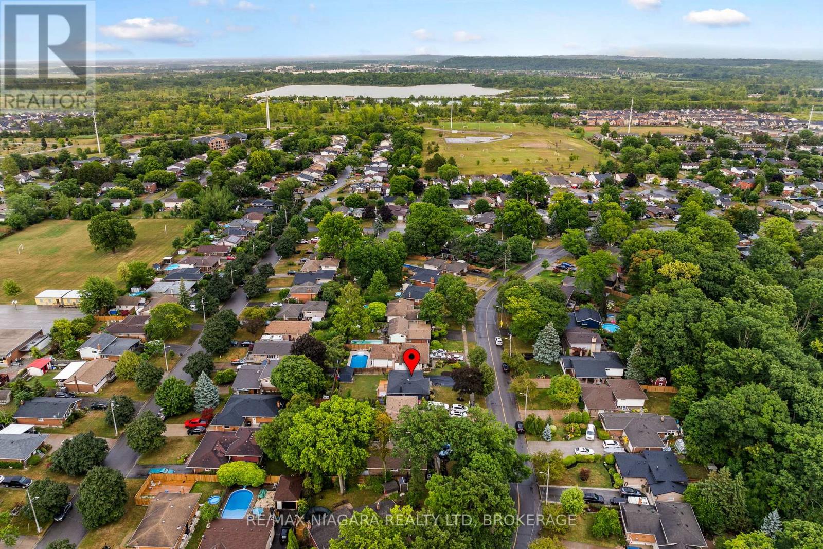 57 Woodrow Street, St. Catharines (Secord Woods), Ontario  L2P 2A4 - Photo 43 - X12773514