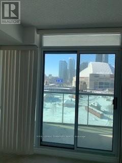 1210 - 51 Lower Simcoe Street S, Toronto, Ontario  M5J 3A2 - Photo 4 - C12756772