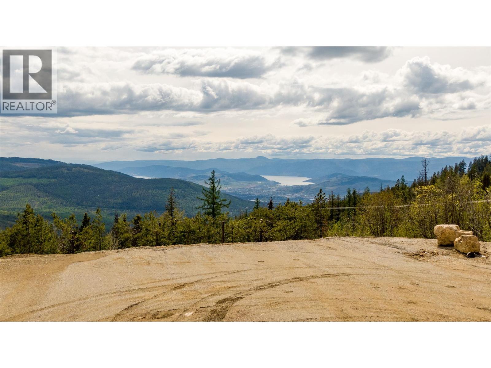 9190 Silver Star Road, Silver Star, British Columbia  V1B 3M1 - Photo 12 - 10375391