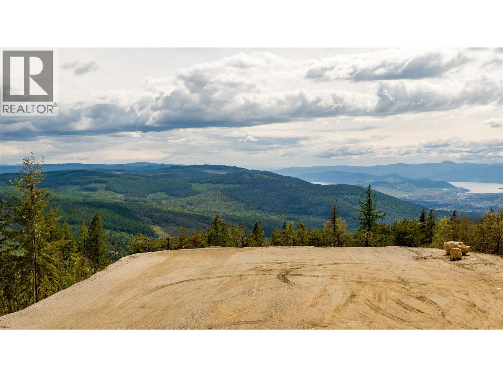 9190 Silver Star Road, Silver Star, British Columbia  V1B 3M1 - Photo 13 - 10375391