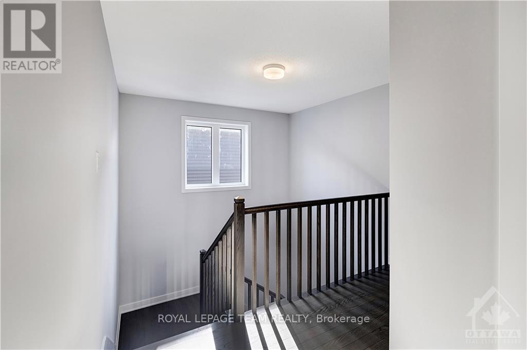 866 Moonrise Terrace, Ottawa, Ontario  K2J 6T1 - Photo 12 - X12772502