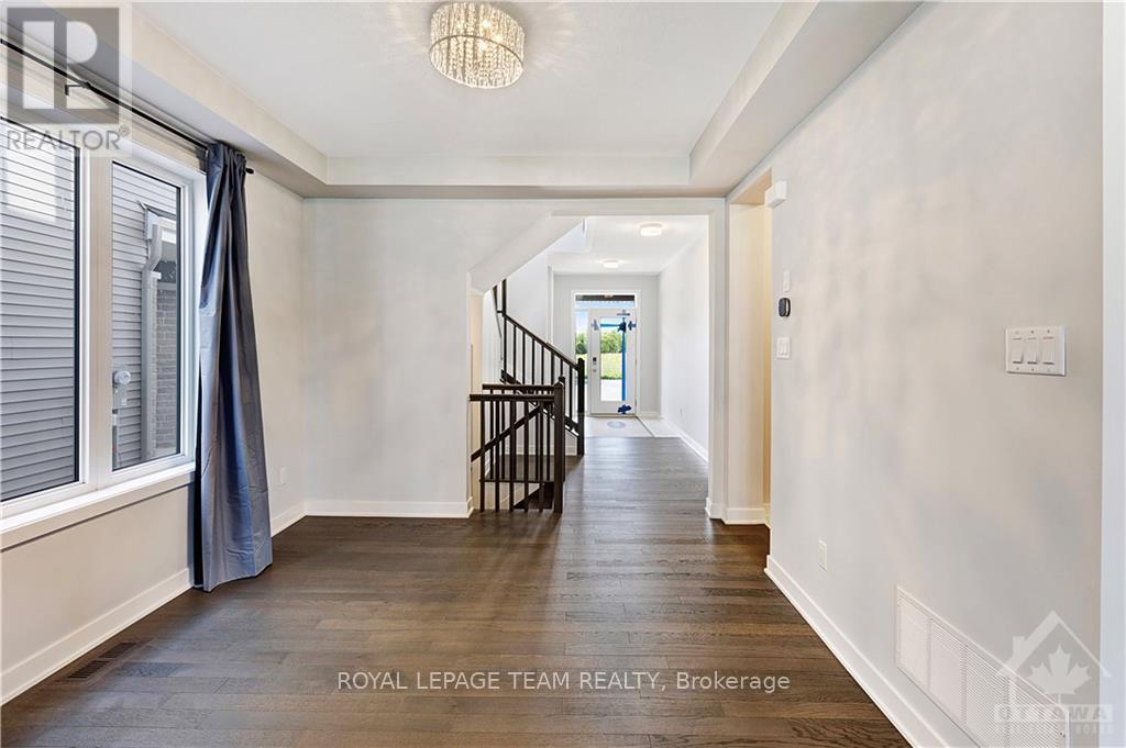 866 Moonrise Terrace, Ottawa, Ontario  K2J 6T1 - Photo 5 - X12772502