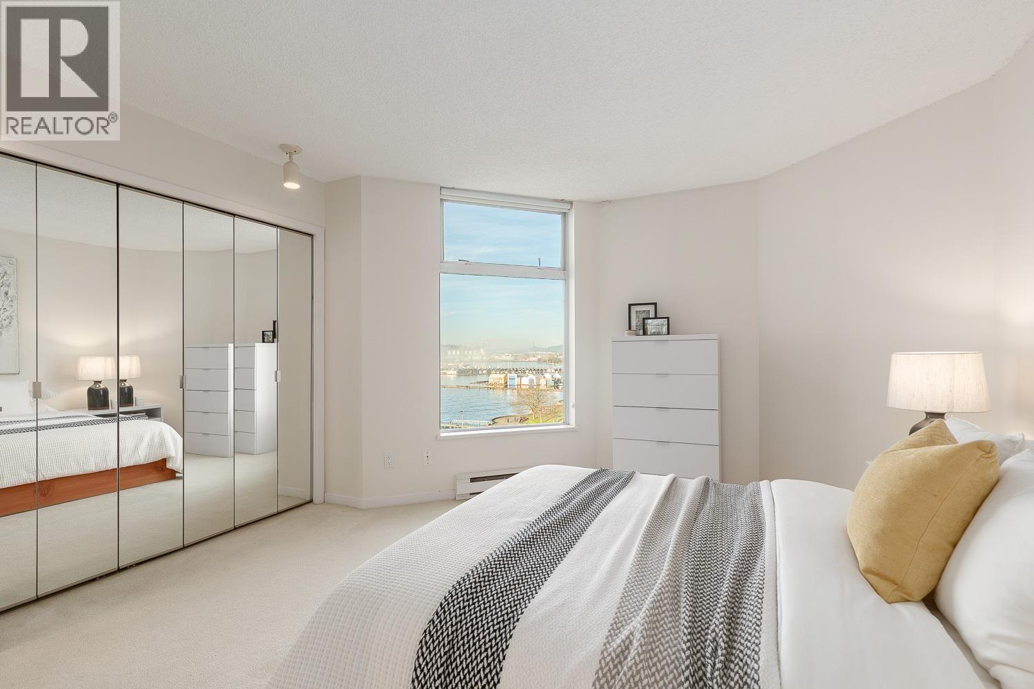 808 168 Chadwick Court, North Vancouver, British Columbia  V7M 3L4 - Photo 15 - R3088073