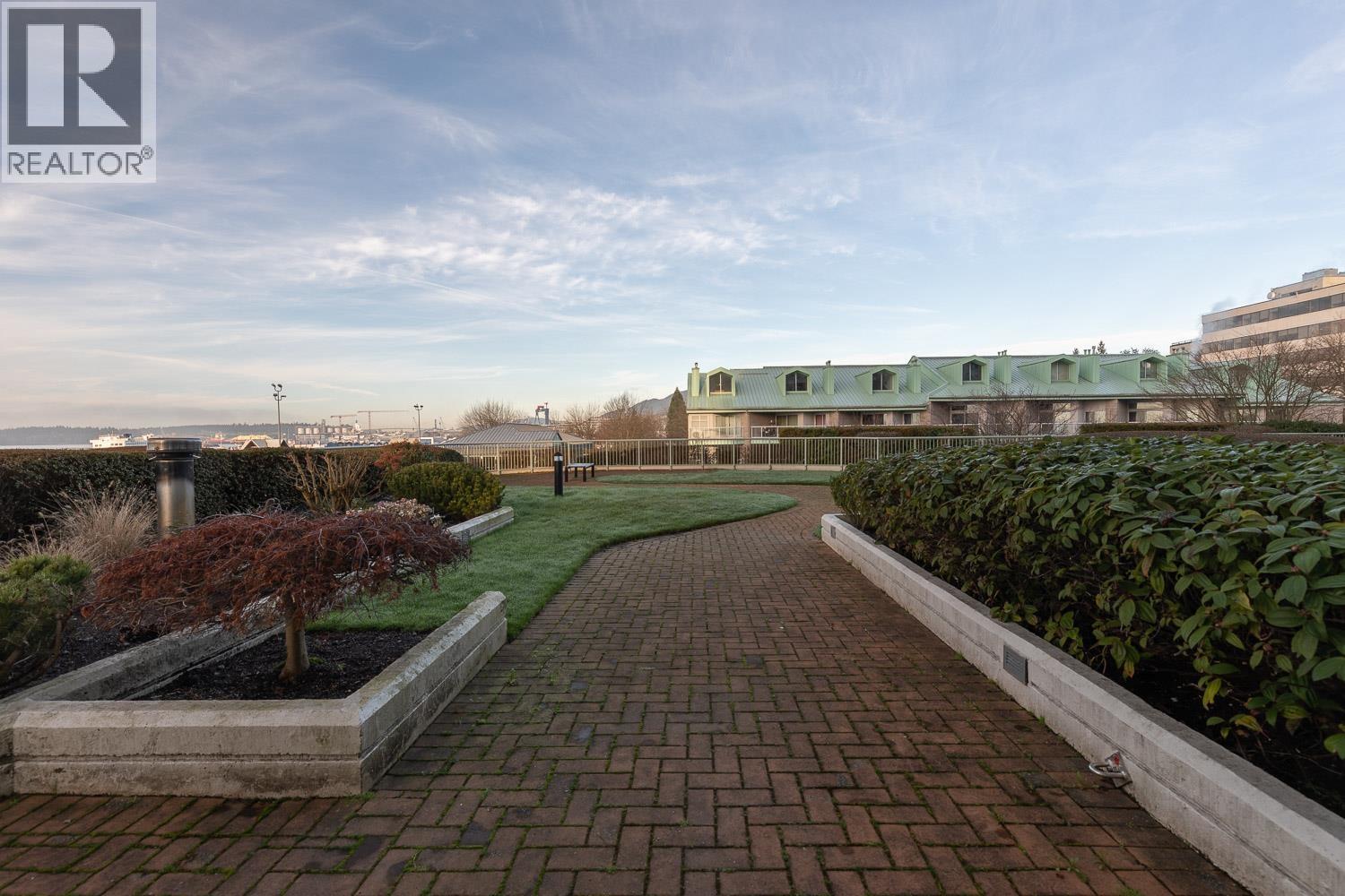 808 168 Chadwick Court, North Vancouver, British Columbia  V7M 3L4 - Photo 37 - R3088073