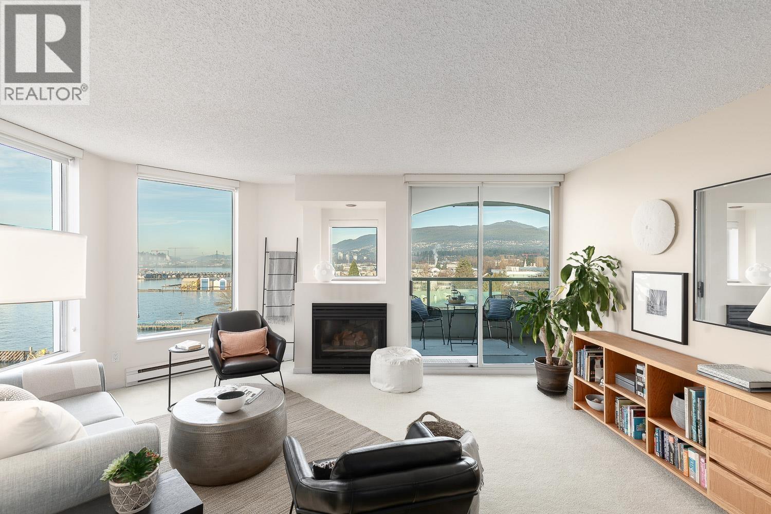 808 168 Chadwick Court, North Vancouver, British Columbia  V7M 3L4 - Photo 8 - R3088073