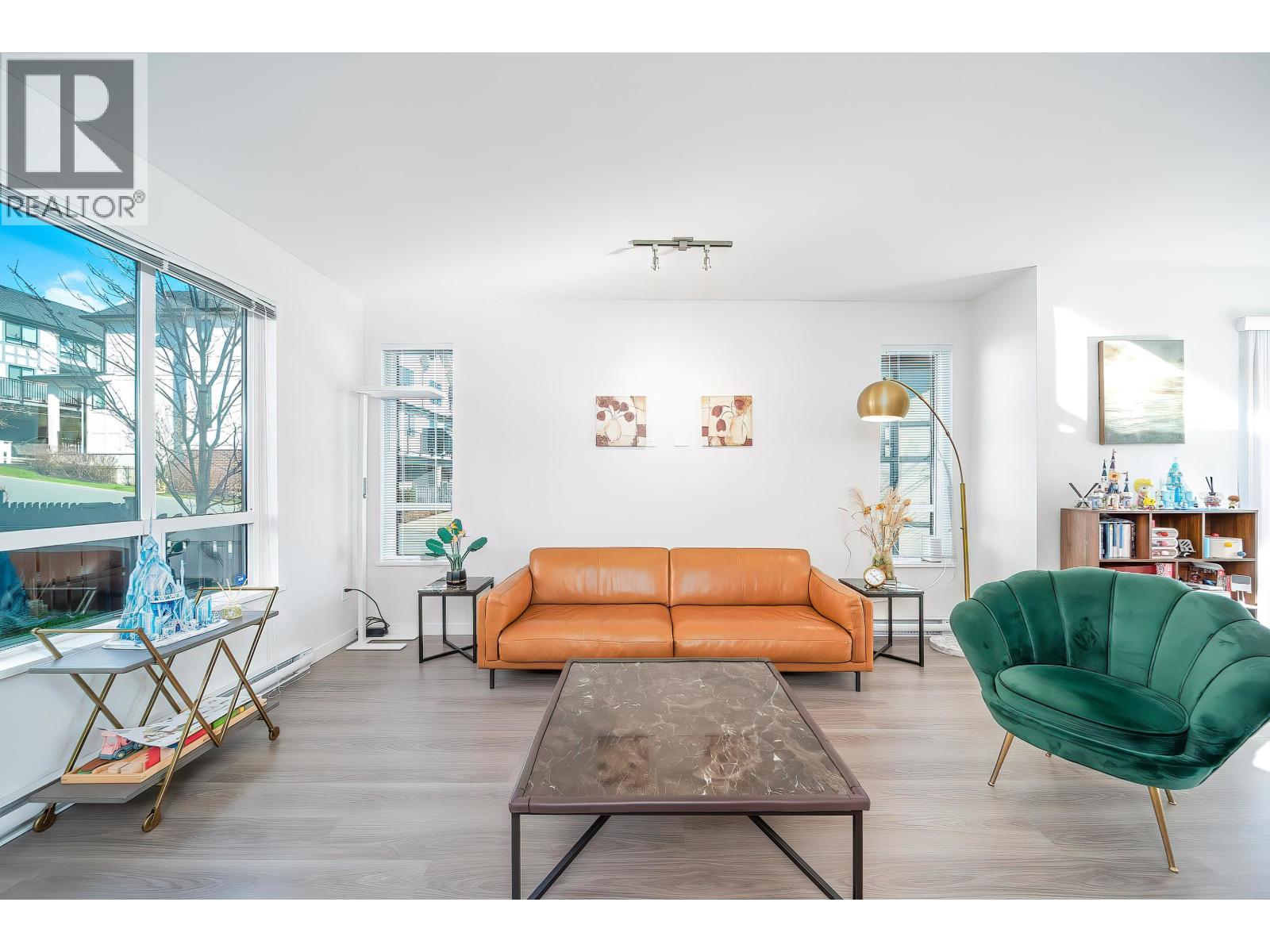 119 3500 Burke Village Promenade, Coquitlam, British Columbia  V3E 0N2 - Photo 1 - R3088081