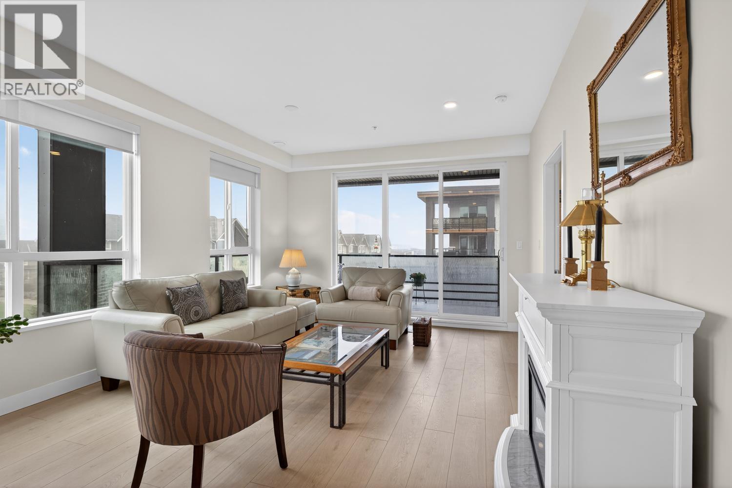 319 1792 Starling Drive, Tsawwassen, British Columbia  V4N 0E4 - Photo 6 - R3088103