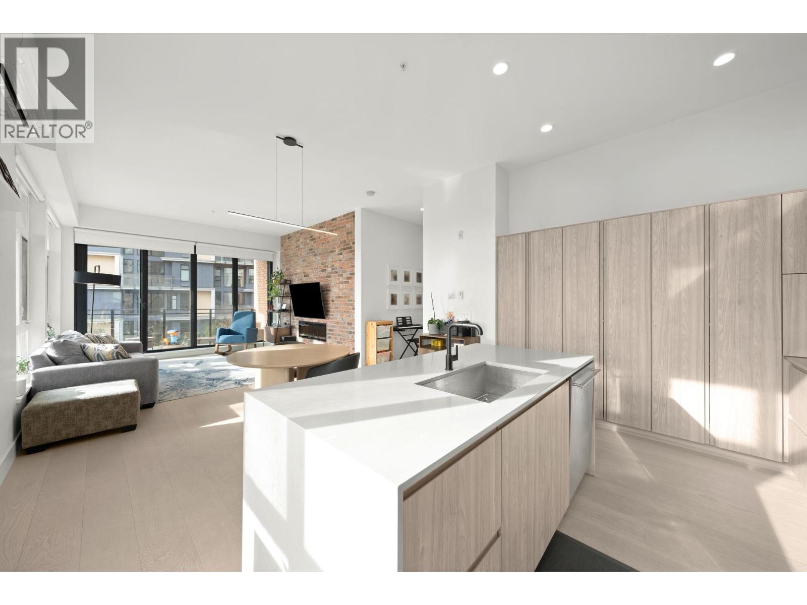 214 300 Salter Street, New Westminster, British Columbia  V3M 0L9 - Photo 8 - R3088120