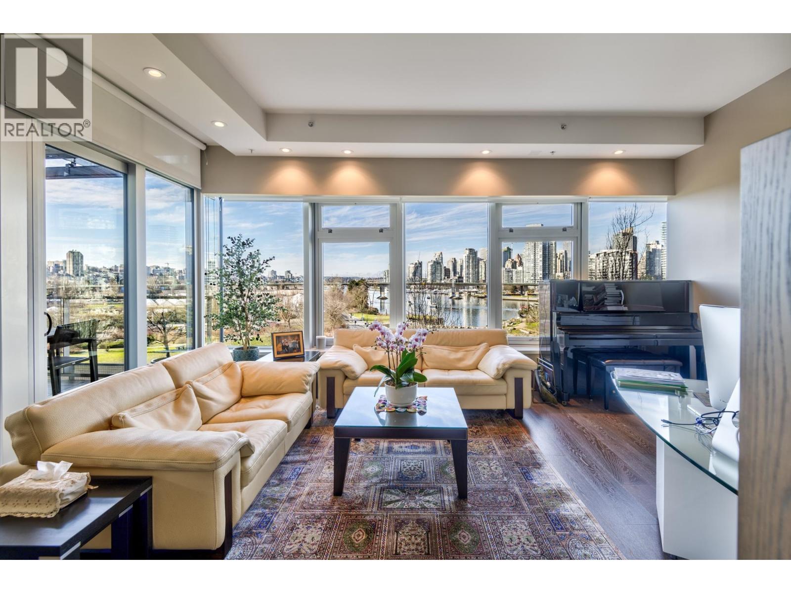 504 181 ATHLETES WAY, Vancouver, British Columbia