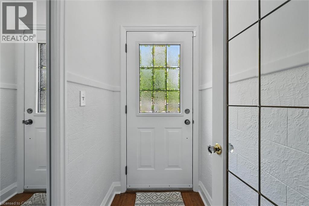 462 Woodland Avenue, Burlington, Ontario  L7R 2S1 - Photo 5 - 40803973